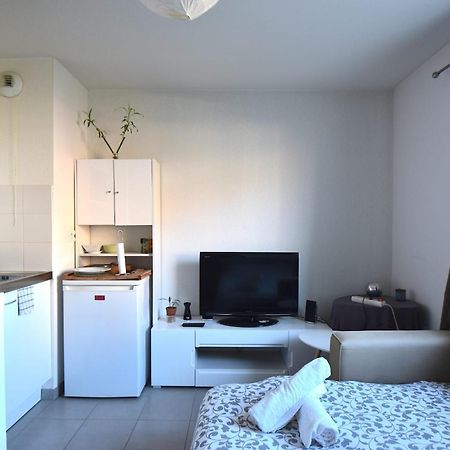 Studio Gare St Roch 1Er Etage - Air Rental Montpellier Eksteriør billede