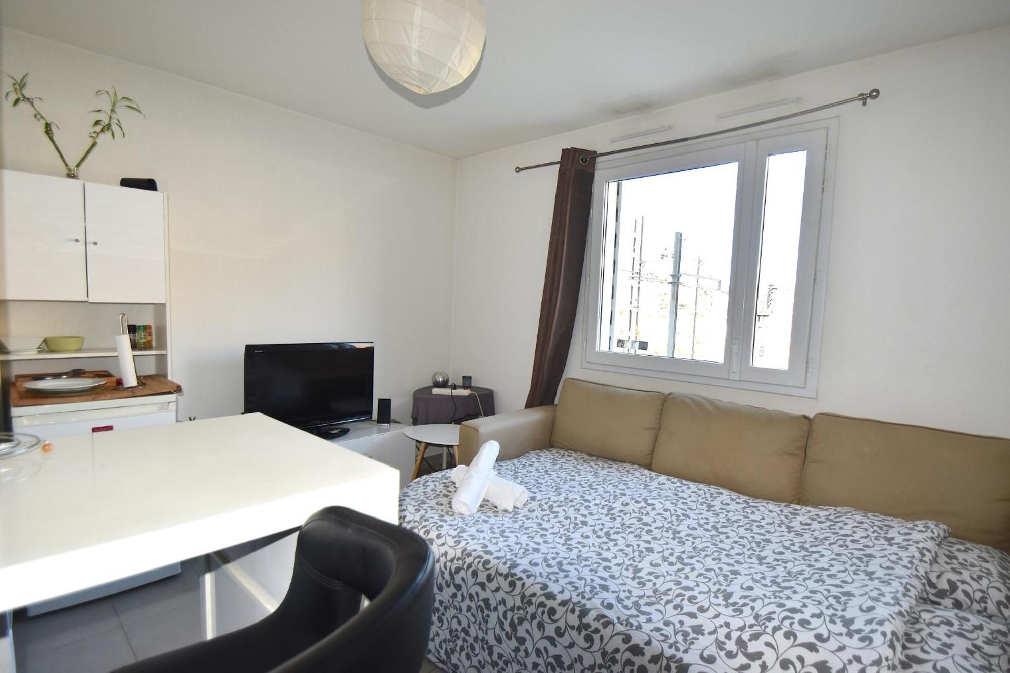 Studio Gare St Roch 1Er Etage - Air Rental Montpellier Eksteriør billede